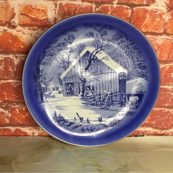 Currier & Ives Other - Vintage Currier & Ives "The Old Homestead in Winter" 8" Decorative Plate